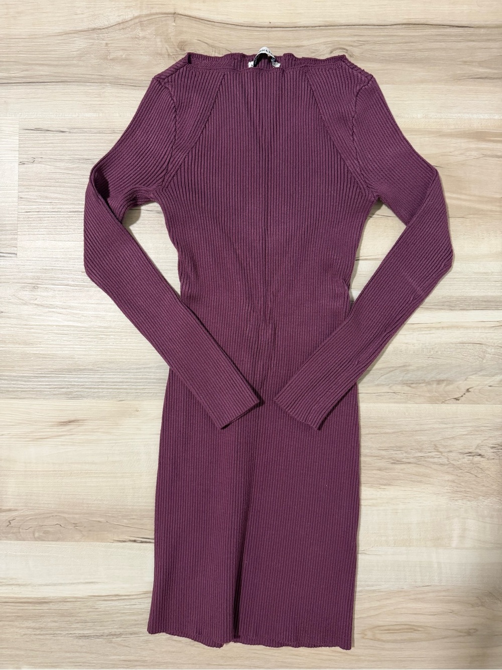 Abercrombie & Fitch Ribbed Long-Sleeve Knit Dress in Plum